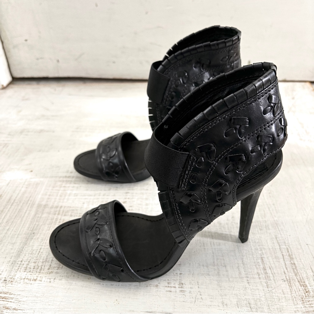 Tory Burch Cheryl Black Woven Heels Sandals Vegan Leather Size 7